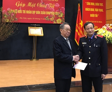 Viện kiểm sát NDTP Hà Nội tổ chức gặp mặt, chúc tết cán bộ hưu trí nhân dịp...